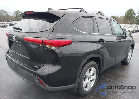 2021 Toyota Highlander L z USA, uszkodzony, nr VIN 5TDCZRBHXMS530800